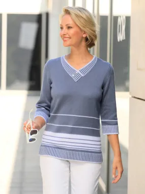 Pullover in taubenblau-weiß-gestreift